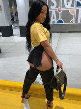 Pantalones ajustados de mezclilla con cintura alta y cortes